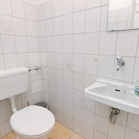 Muggelbude Am Bodensee * Gaienhofen (Baden-Wurttemberg)